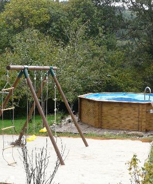 Maison de vacances �/en/au Croze (Creuse)ou appartement ou maison de vacances