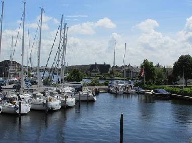 Maison de vacances /en/au Lemmer (Friesland)ou appartement ou maison de vacances