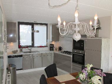 Maison de vacances /en/au Lemmer (Friesland)ou appartement ou maison de vacances
