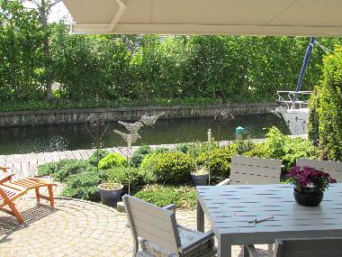 Maison de vacances /en/au Lemmer (Friesland)ou appartement ou maison de vacances