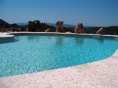 Maison de vacances �/en/au Baja Sardinia (Olbia-Tempio)ou appartement ou maison de vacances