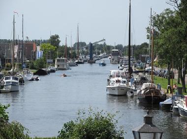 Appartement de vacances /en/au Lemmer (Friesland)ou appartement ou maison de vacances