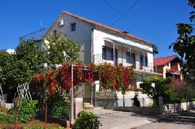 Chambre avec petit djeuner /en/au Sukosan (Zadarska)ou appartement ou maison de vacances