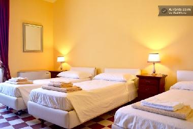 Chambre avec petit djeuner /en/au Barcellona Pozzo di Gotto (Messina)ou appartement ou maison de vacances
