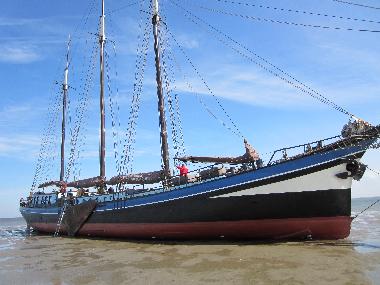 Bateau /en/au Harlingen (Friesland)ou appartement ou maison de vacances