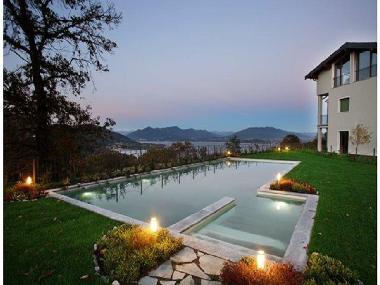 Appartement de vacances �/en/au Meina  (Novara)ou appartement ou maison de vacances