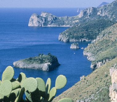 Caravane  /en/au Massa Lubrense (Napoli)ou appartement ou maison de vacances