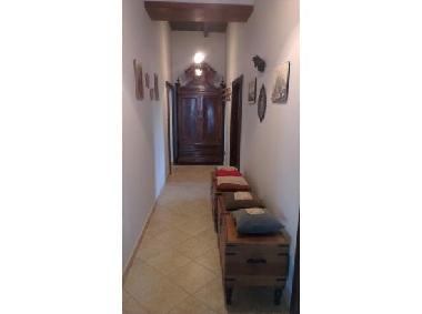 Couloir desservant les chambres