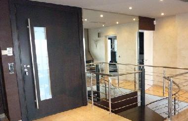 Chambre avec petit d�jeuner �/en/au Vallauris (Alpes-Maritimes)ou appartement ou maison de vacances