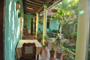 Chambre avec petit d�jeuner �/en/au 20000 (Villa Clara)ou appartement ou maison de vacances