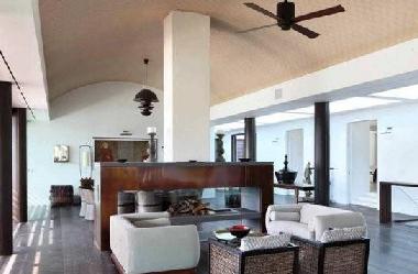 Maison de vacances �/en/au Antibes (Alpes-Maritimes)ou appartement ou maison de vacances