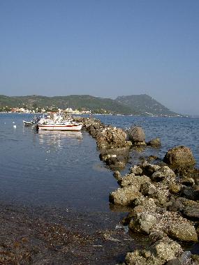 Maison de vacances /en/au Psaras (Kerkyra)ou appartement ou maison de vacances