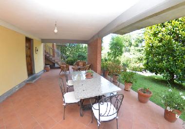 Maison de vacances �/en/au Massa Macinaia (Lucca)ou appartement ou maison de vacances