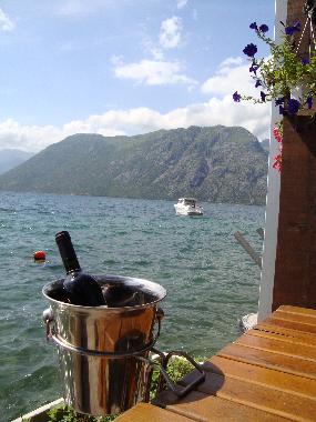 Appartement de vacances �/en/au Orahovac (Mont�n�gro)ou appartement ou maison de vacances