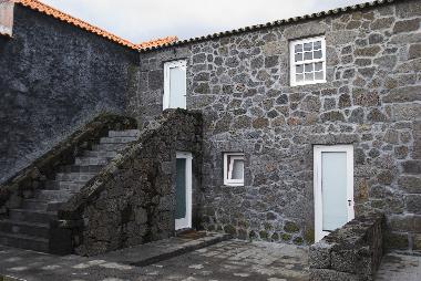 Maison de vacances /en/au S. Roque do Pico (Azores)ou appartement ou maison de vacances