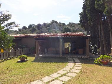 Maison de vacances /en/au CHIA (Cagliari)ou appartement ou maison de vacances