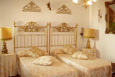 Chambre avec petit djeuner /en/au roses (Girona)ou appartement ou maison de vacances