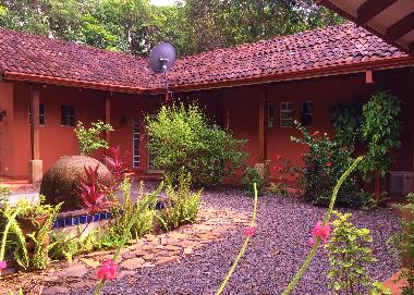 Maison de vacances �/en/au Jaco outskirst (Puntarenas)ou appartement ou maison de vacances