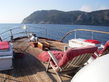 Bateau /en/au ROSES (Girona)ou appartement ou maison de vacances