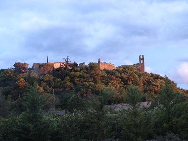 Villa /en/au Castillon-du-Gard (Gard)ou appartement ou maison de vacances