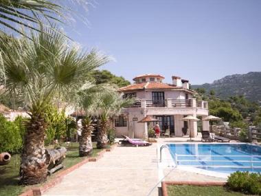 Villa /en/au İslamlar Ky (Antalya)ou appartement ou maison de vacances
