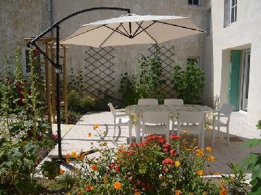 Maison de vacances �/en/au st jean de liversay (Charente-Maritime)ou appartement ou maison de vacances