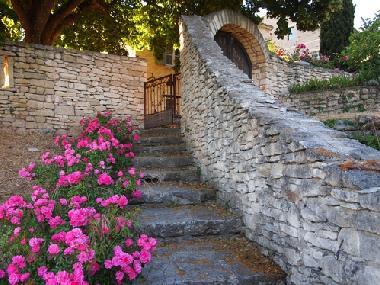 Appartement de vacances �/en/au Bonnieux (Vaucluse)ou appartement ou maison de vacances