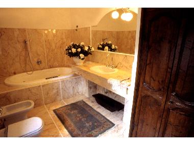 Villa �/en/au Montemaggiore al Metauro (Pesaro e Urbino)ou appartement ou maison de vacances