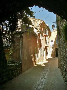 Maison de vacances �/en/au nyons (Dr�me)ou appartement ou maison de vacances