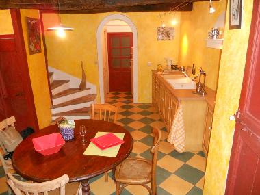 Maison de vacances �/en/au nyons (Dr�me)ou appartement ou maison de vacances