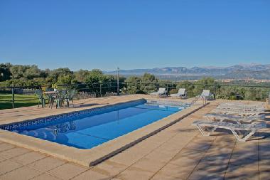 Chalet �/en/au Llubi (Mallorca)ou appartement ou maison de vacances