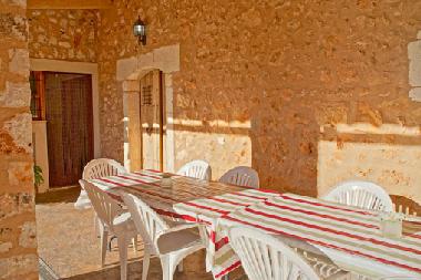 Chalet �/en/au Llubi (Mallorca)ou appartement ou maison de vacances