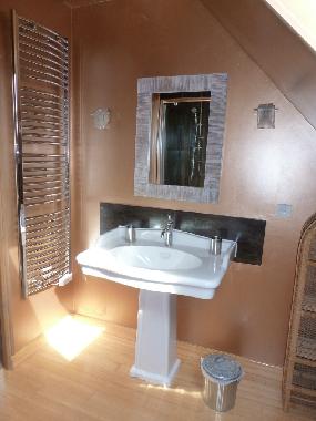 Palais / Ch�teau �/en/au VALOGNES (Manche)ou appartement ou maison de vacances