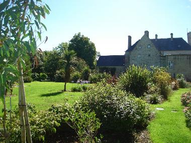 Chambre avec petit d�jeuner �/en/au VALOGNES (Manche)ou appartement ou maison de vacances