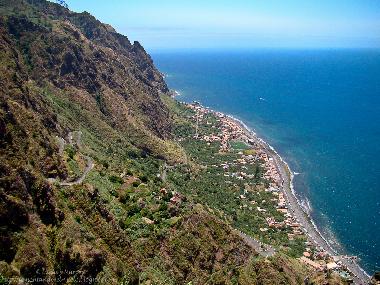 Maison de vacances �/en/au paul do mar (Madeira)ou appartement ou maison de vacances