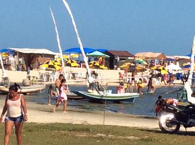 Maison de vacances �/en/au FORTALEZA AQUIRAZ PRAINHA (Ceara)ou appartement ou maison de vacances