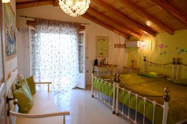 Villa �/en/au PERITHEIA (Kerkyra)ou appartement ou maison de vacances