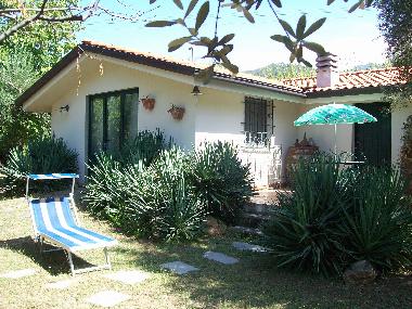 Maison de vacances /en/au  Pozzi di Seravezza (Lucca)ou appartement ou maison de vacances