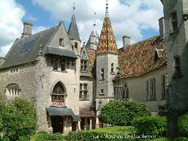 Maison de vacances �/en/au Montambert (Ni�vre)ou appartement ou maison de vacances