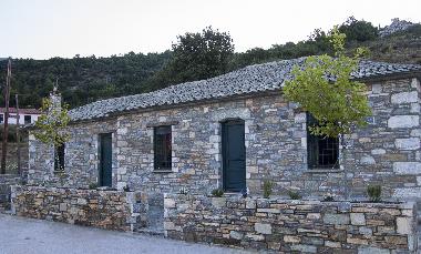 Villa /en/au Agios Georgios Nileias (Magnisia)ou appartement ou maison de vacances