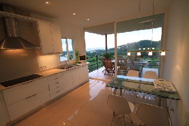 Chambre avec petit djeuner /en/au Calvi (Mallorca)ou appartement ou maison de vacances