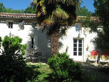 Palais / Ch�teau �/en/au cherac (Charente-Maritime)ou appartement ou maison de vacances