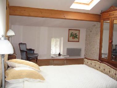 Palais / Ch�teau �/en/au cherac (Charente-Maritime)ou appartement ou maison de vacances