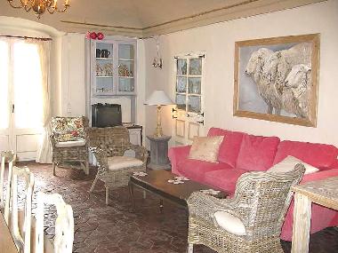 Maison de vacances /en/au sant-ferriol (Girona)ou appartement ou maison de vacances