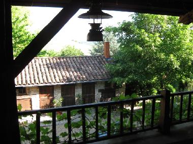 Chambre avec petit djeuner /en/au Montmiral (Drme)ou appartement ou maison de vacances