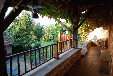 Chambre avec petit djeuner /en/au Montmiral (Drme)ou appartement ou maison de vacances