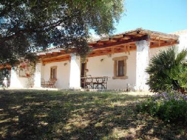 Maison de vacances �/en/au Baja Sardinia (Olbia-Tempio)ou appartement ou maison de vacances