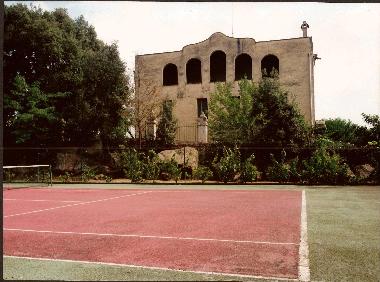 Palais / Chteau /en/au vallromanes (Barcelona)ou appartement ou maison de vacances
