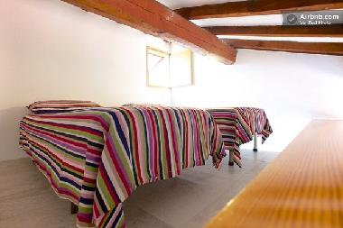 mezzanine with 2 single beds