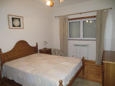 Chambre avec petit djeuner /en/au Paredes/Pataias (Pinhal Litoral)ou appartement ou maison de vacances
